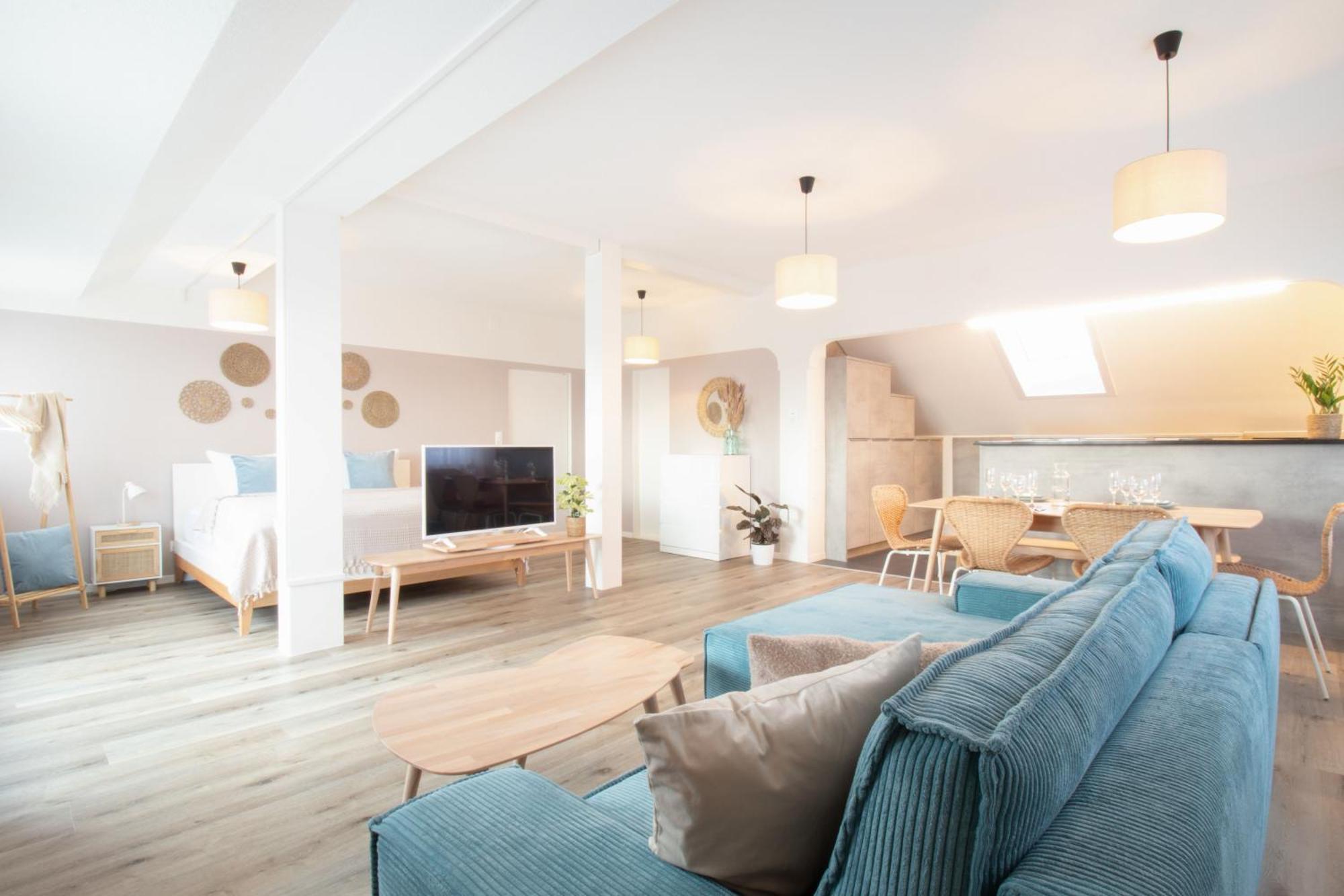 Loewe Apartment Blau 노이하우즌 암 라인팔 외부 사진